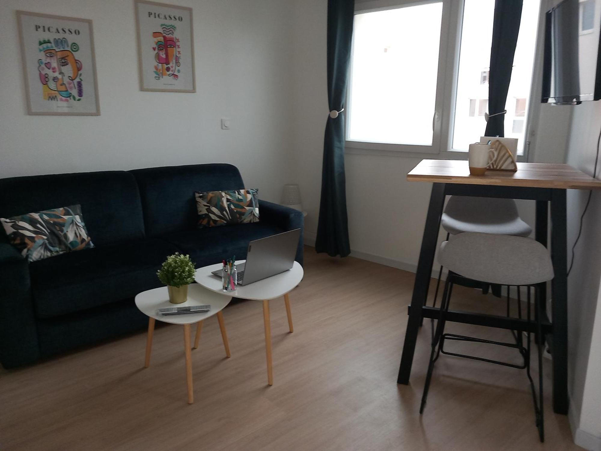 Studio Cergy 5 Min De La Gare الغرفة الصورة